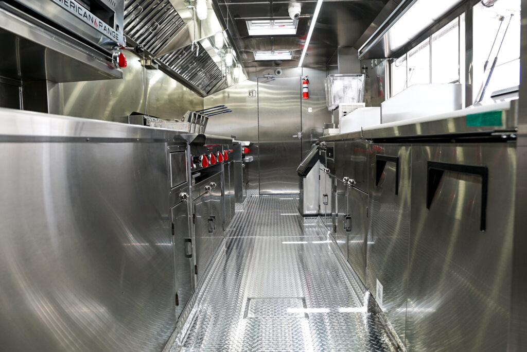 7 Reasons to Use Stainless Steel for Your Food Truck Interior