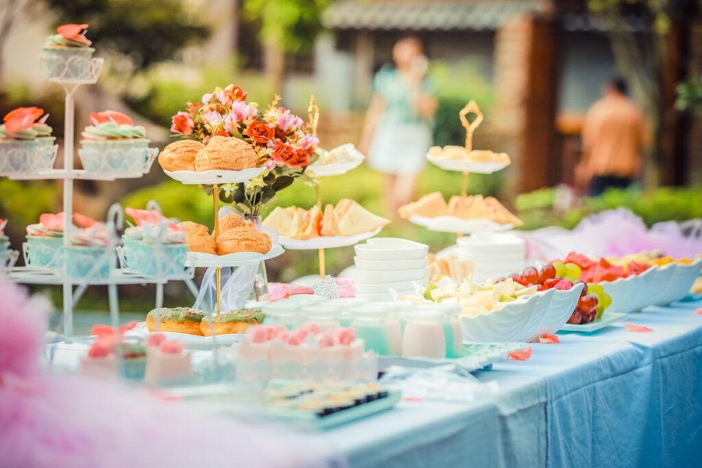 Adding Outdoor Catering To Your Food Truck’s Business Model